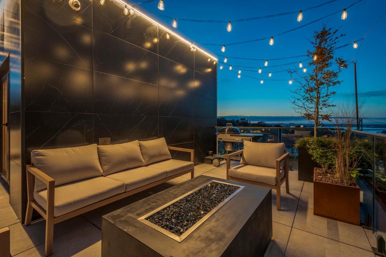 The Halifax Rooftop - Cozy Spa B&B מראה חיצוני תמונה